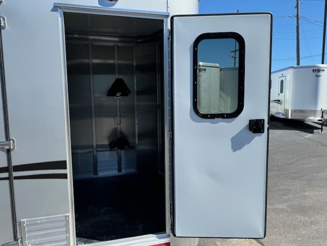 New 2025 Shadow 69166-E-2STRW-BP Horse Trailer