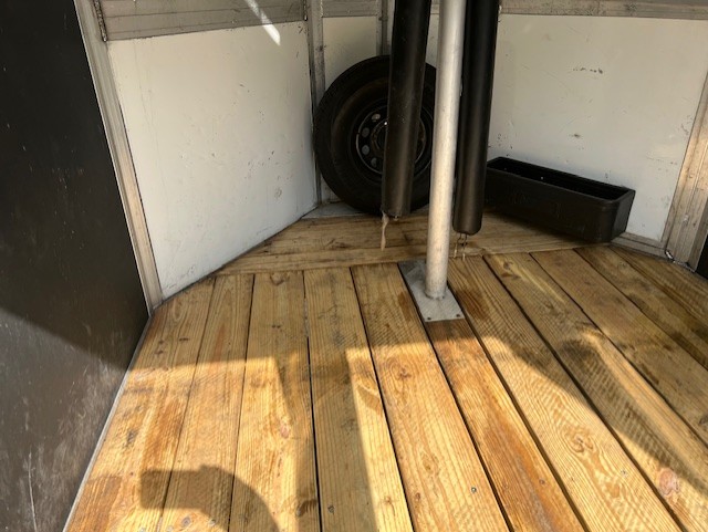 Used 2013 Eclipse 2 HORSE Horse Trailer