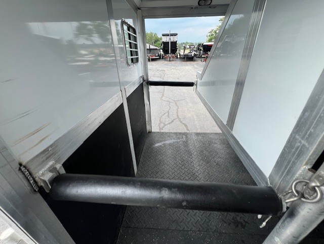 Used 2013 Eclipse 2 HORSE Horse Trailer