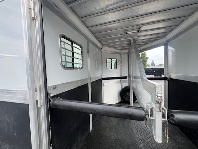 Used 2013 Eclipse 2 HORSE Horse Trailer