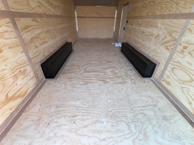 New 2025 United Trailers UXT-8.520TA70 Cargo / Enclosed Trailer