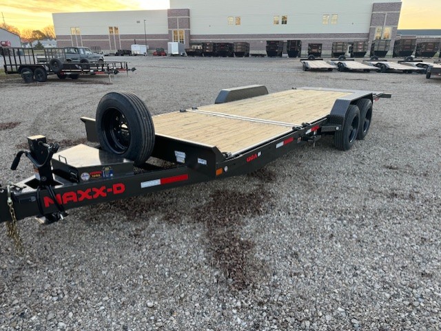 New 2025 Maxey Trailers G8B8322 Tilt Trailer