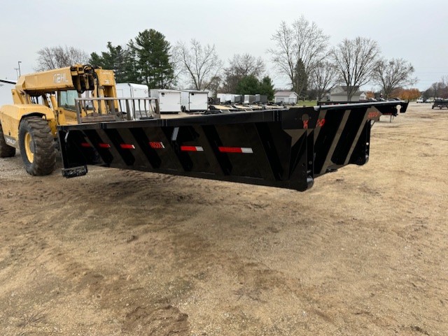 New 2025 Maxey Trailers ROXB14 Dump Bin